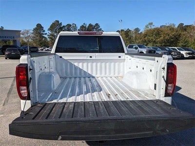 2022 GMC Sierra 1500 4WD Crew Cab Short Box Pro