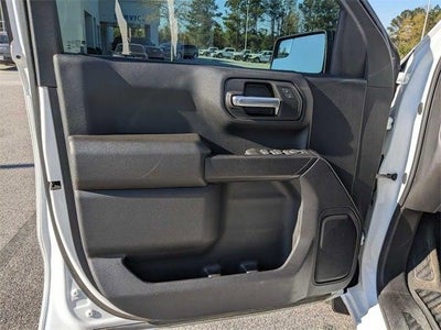 2022 GMC Sierra 1500 4WD Crew Cab Short Box Pro