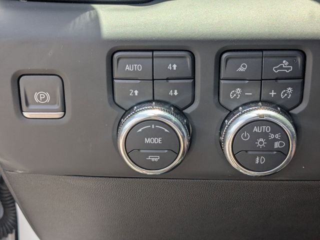 2023 GMC Sierra 1500 4WD Crew Cab Short Box AT4