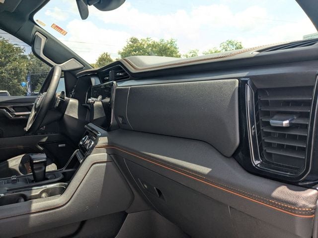2023 GMC Sierra 1500 4WD Crew Cab Short Box AT4