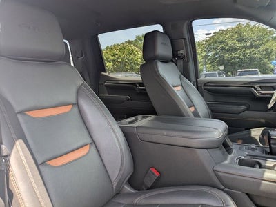 2023 GMC Sierra 1500 4WD Crew Cab Short Box AT4
