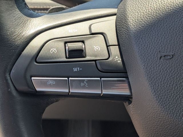 2025 Cadillac XT4 FWD Premium Luxury
