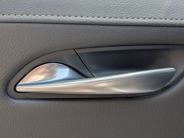 2025 Cadillac XT4 FWD Premium Luxury