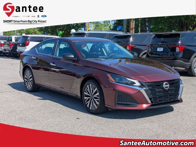 2025 Nissan Altima SV FWD