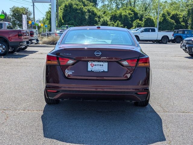 2025 Nissan Altima SV FWD