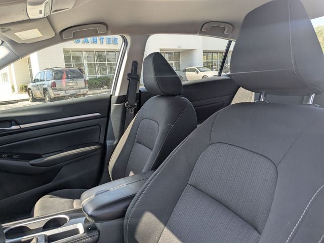 2023 Nissan Altima SV FWD