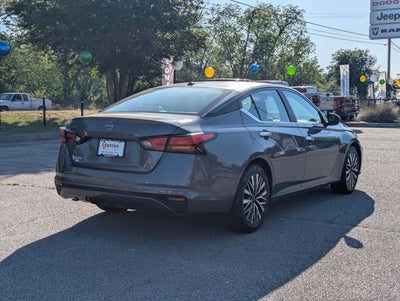 2025 Nissan Altima SV FWD
