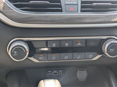 2025 Nissan Altima SV FWD