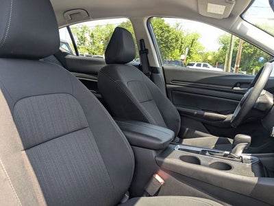 2025 Nissan Altima SV FWD