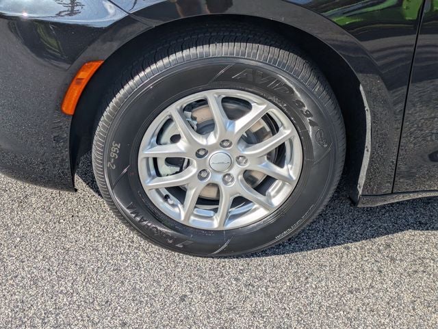 2027 Chrysler Pacifica PACIFICA SELECT