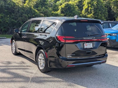 2027 Chrysler Pacifica PACIFICA SELECT