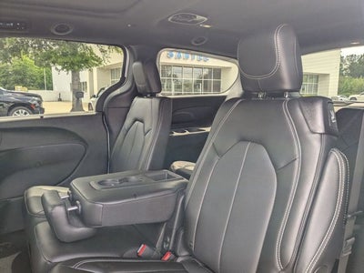 2027 Chrysler Pacifica PACIFICA SELECT