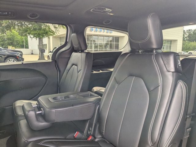 2027 Chrysler Pacifica PACIFICA SELECT