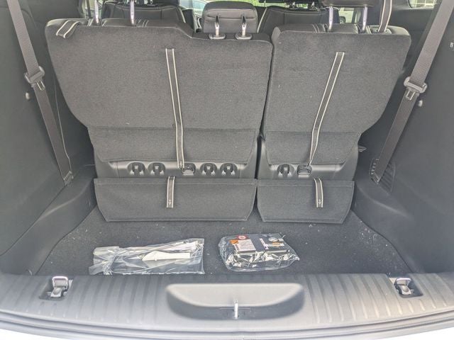 2027 Chrysler Pacifica PACIFICA SELECT