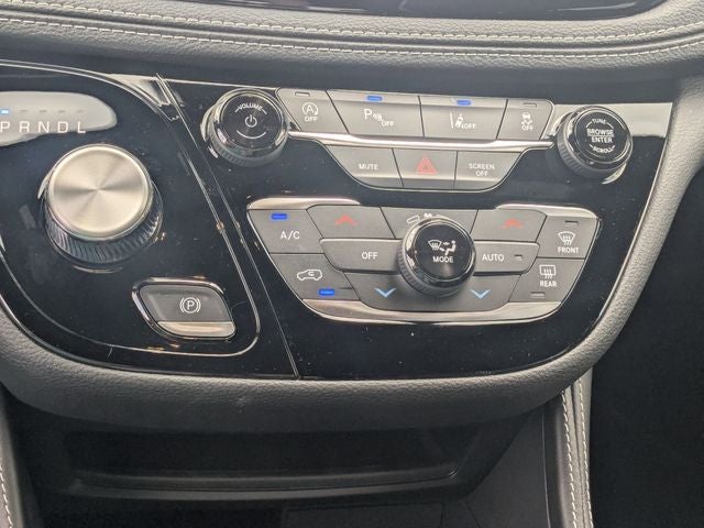 2027 Chrysler Pacifica PACIFICA LIMITED