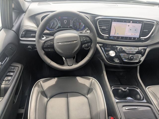 2027 Chrysler Pacifica PACIFICA LIMITED