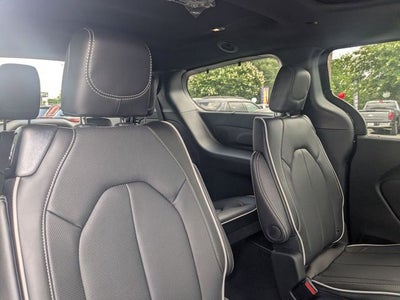 2027 Chrysler Pacifica PACIFICA LIMITED
