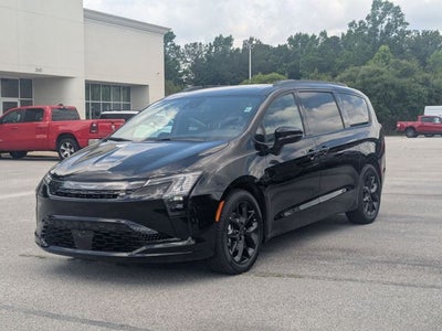 2027 Chrysler Pacifica PACIFICA LIMITED