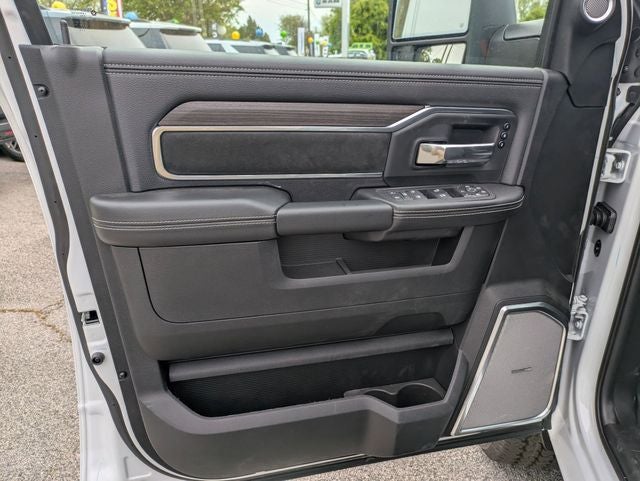 2026 RAM Ram 3500 RAM 3500 LARAMIE CREW CAB 4X4 6'4' BOX