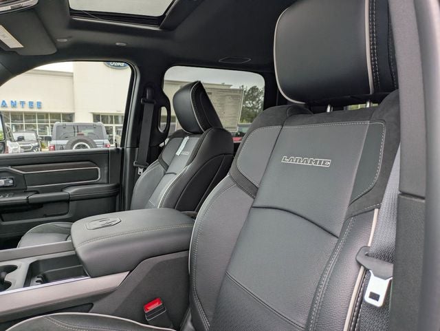 2026 RAM Ram 3500 RAM 3500 LARAMIE CREW CAB 4X4 6'4' BOX