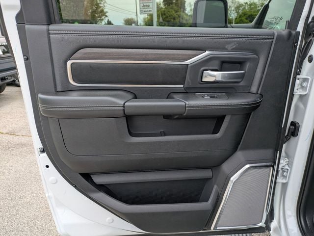 2026 RAM Ram 3500 RAM 3500 LARAMIE CREW CAB 4X4 6'4' BOX