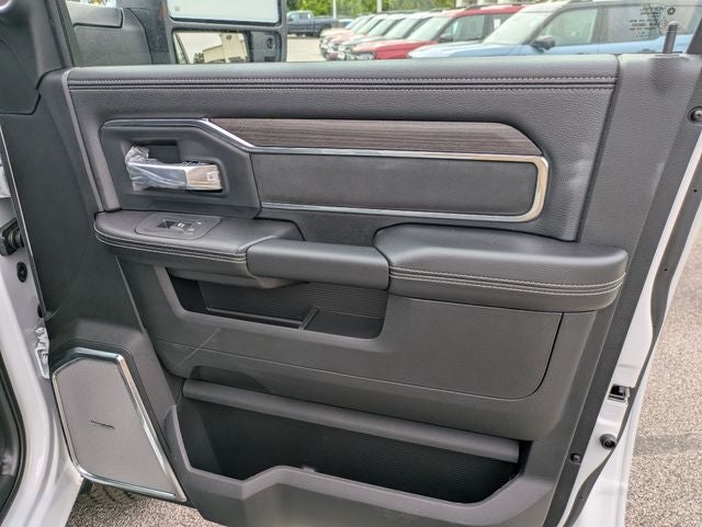 2026 RAM Ram 3500 RAM 3500 LARAMIE CREW CAB 4X4 6'4' BOX