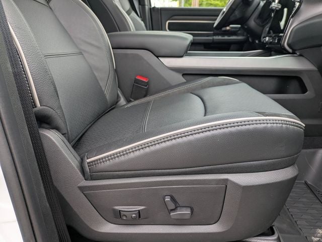 2026 RAM Ram 3500 RAM 3500 LARAMIE CREW CAB 4X4 6'4' BOX