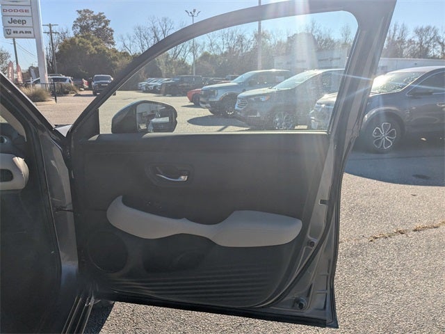 2023 Honda HR-V 2WD LX