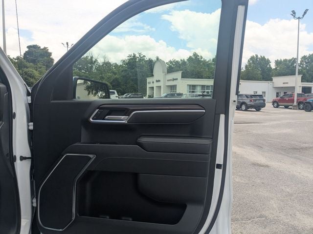 2025 GMC Sierra 1500 2WD Crew Cab Short Box SLT
