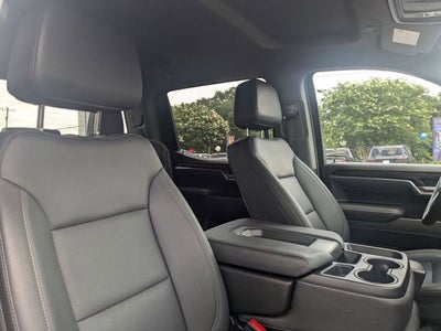 2025 GMC Sierra 1500 2WD Crew Cab Short Box SLT