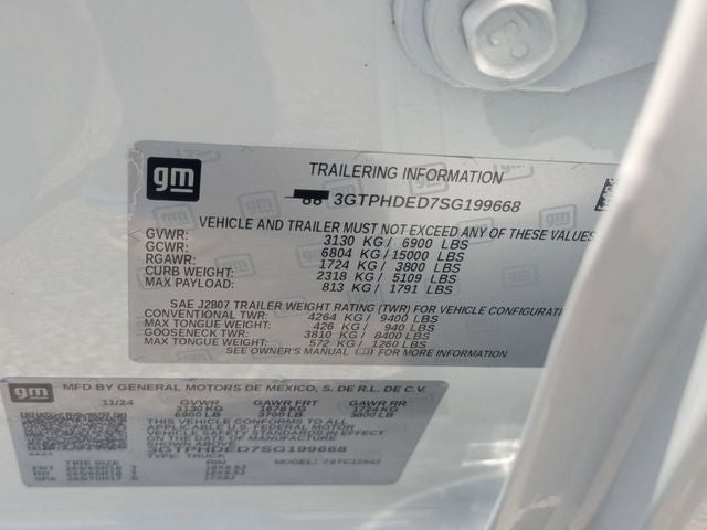 2025 GMC Sierra 1500 2WD Crew Cab Short Box SLT