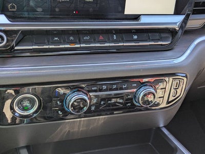 2024 GMC Sierra 1500 4WD Crew Cab Short Box SLT
