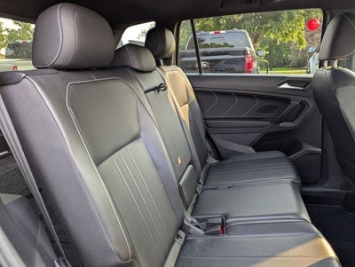 2022 Volkswagen Tiguan 2.0T SE R-Line Black