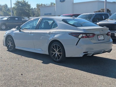 2024 Toyota Camry SE