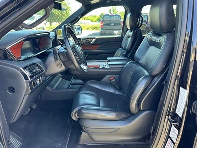 2024 Lincoln Navigator Premiere L