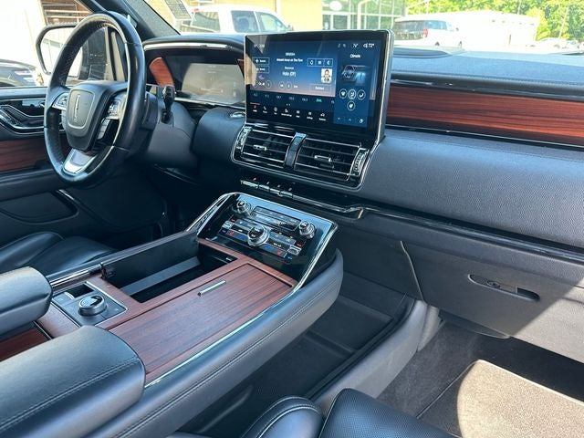 2024 Lincoln Navigator Premiere L