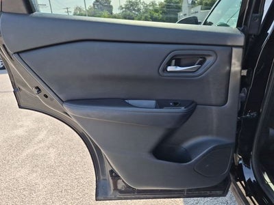 2025 Nissan Rogue SV FWD