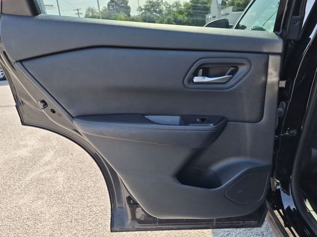 2025 Nissan Rogue SV FWD