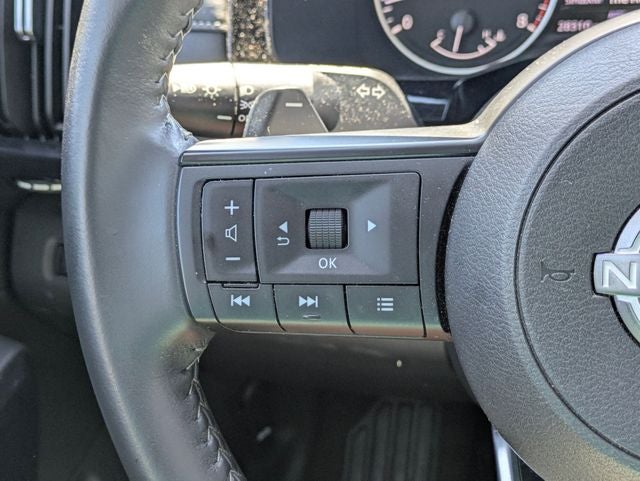 2025 Nissan Pathfinder SV 4WD