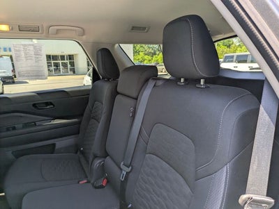 2025 Nissan Pathfinder SV 4WD