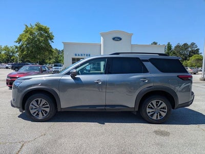 2025 Nissan Pathfinder SV 4WD