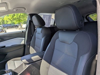 2025 Chevrolet Trax FWD LT