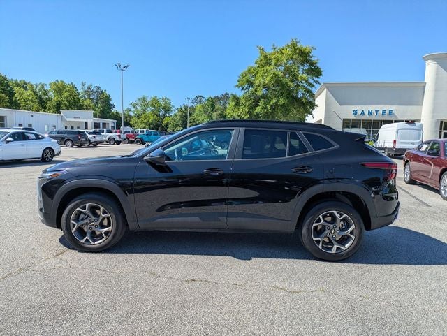 2025 Chevrolet Trax FWD LT