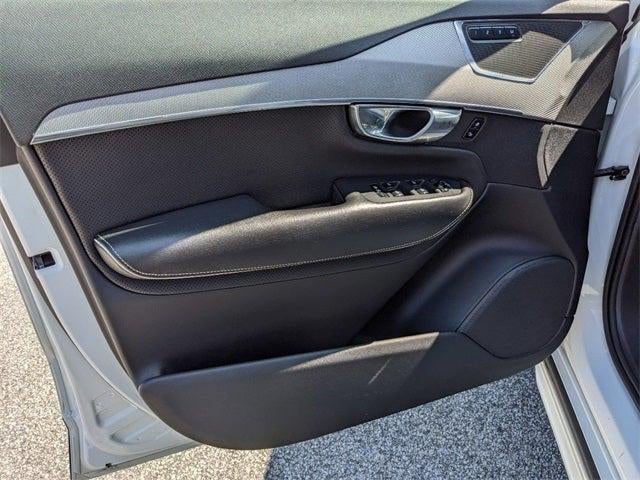 2016 Volvo XC90 T6 R-Design