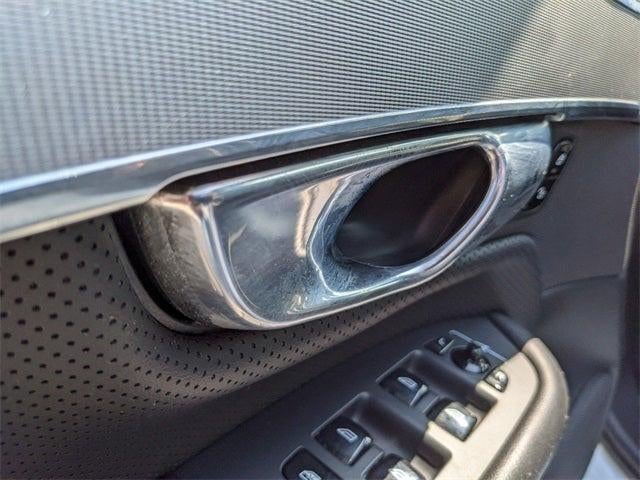 2016 Volvo XC90 T6 R-Design