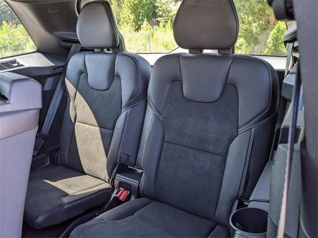 2016 Volvo XC90 T6 R-Design