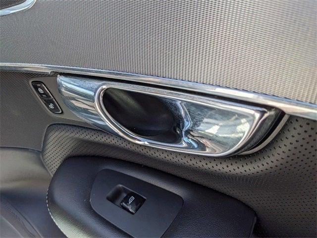 2016 Volvo XC90 T6 R-Design